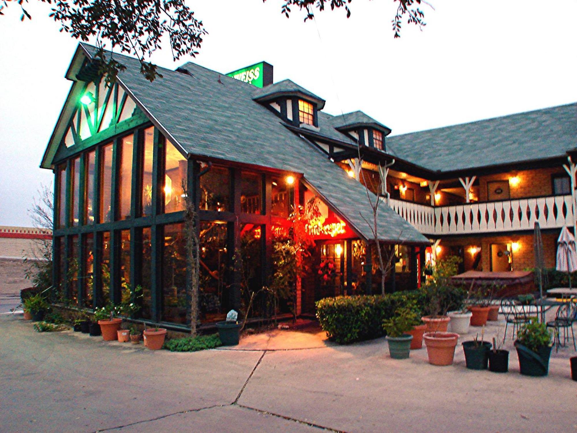Edelweiss Inn New Braunfels Exterior photo